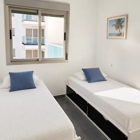 Sea View - Apartament *