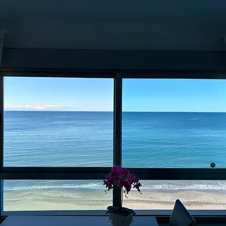 Sea View - Apartament *