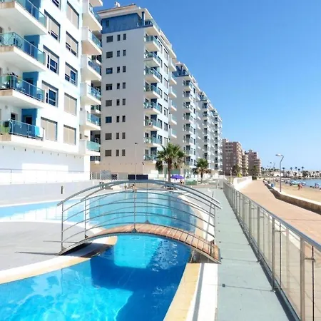 Sea View - *